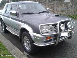 Mitsubishi L tdi Dezembro/01 - à venda - Pick-up/