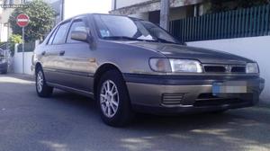 Nissan Sunny 2.0 diesel Março/92 - à venda - Ligeiros