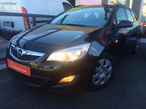 Opel Astra ST CDTI Ecoflex 95cv Dezembro/12 - à venda -