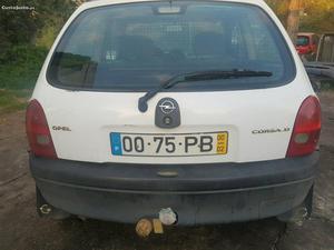 Opel Corsa 1.7 diesel Fevereiro/00 - à venda - Ligeiros