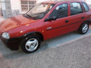 Opel Corsa  T D Outubro/96 - à venda - Ligeiros