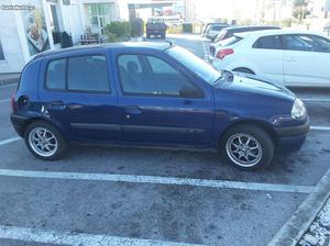 Renault Clio 1.2 Março/00 - à venda - Ligeiros