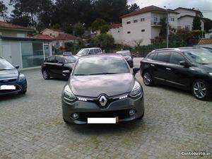 Renault Clio 1.5 DCI LIMITED Dezembro/15 - à venda -