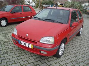 Renault Clio 1.9 D Março/98 - à venda - Comerciais / Van,