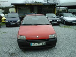 Renault Clio Van cm DR Assistida Fevereiro/96 - à venda -