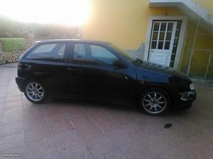 Seat Ibiza 1.9d Março/97 - à venda - Comerciais / Van,