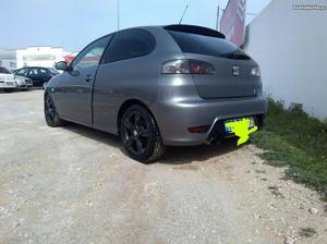 Seat Ibiza Xxxl Fevereiro/06 - à venda - Ligeiros