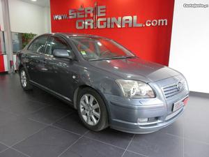 Toyota Avensis 2.2 D4D Sol 150 CV Março/06 - à venda -