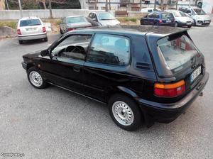 Toyota Corolla v Compact Julho/89 - à venda -