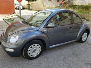 VW New Beetle 1.4 Janeiro/03 - à venda - Ligeiros