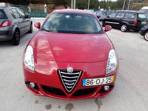 Alfa Romeo Giulietta CV Como Novo Fevereiro/14 - à