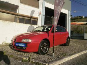 Alfa Romeo  TS Plus Sport Junho/04 - à venda -