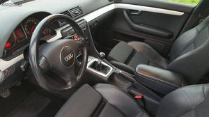 Audi A4 S-LINE 130CV 41EUR iuc Fevereiro/04 - à venda -