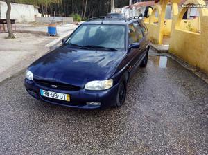 Ford Escort 1.4 série deaportiva Maio/98 - à venda -