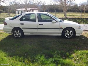 Ford Mondeo Desportivo Dezembro/93 - à venda - Ligeiros