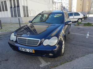 Mercedes-Benz C cdi classic Dezembro/03 - à venda -