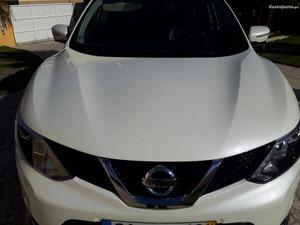 Nissan Qashqai Teckna  DCI Março/14 - à venda -
