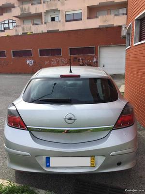 Opel Astra GTC cavalos) Julho/07 - à venda -