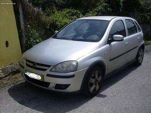 Opel Corsa 1.3 cdti Abril/04 - à venda - Ligeiros