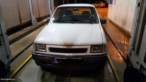 Opel Corsa 1.5 D visto  Janeiro/93 - à venda -