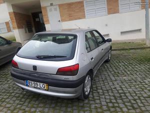 Peugeot  curto Maio/98 - à venda - Ligeiros