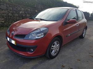 Renault Clio 3 1.5Dci Janeiro/06 - à venda - Ligeiros