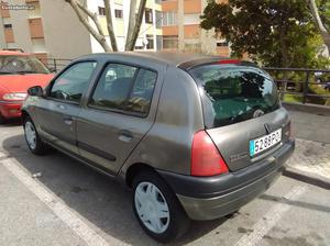 Renault Clio  Janeiro/00 - à venda - Ligeiros