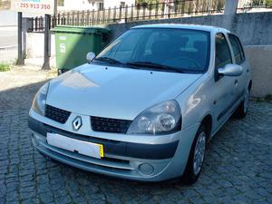 Renault Clio  i 16v Janeiro/02 - à venda - Ligeiros