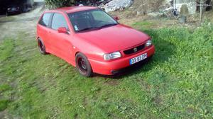 Seat Ibiza TD Março/94 - à venda - Comerciais / Van, Braga