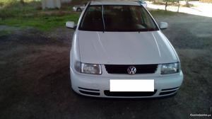 VW Polo polo Novembro/95 - à venda - Ligeiros Passageiros,