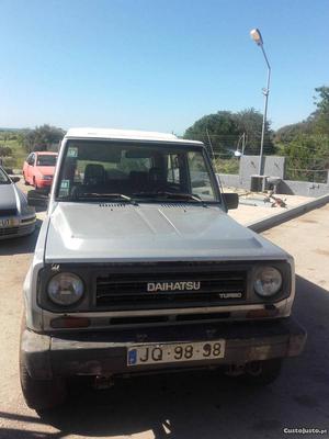 Daihatsu Rocky 2.8 turbo Maio/87 - à venda - Pick-up/