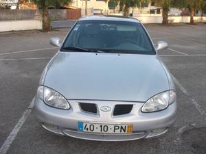 Hyundai Lantra 1.9D elegance Junho/00 - à venda - Ligeiros