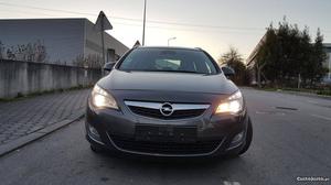 Opel Astra STourerBIXENON/NAVI Maio/11 - à venda - Ligeiros