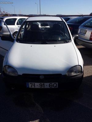 Opel Corsa 1.7 d,só 790EUR Agosto/96 - à venda - Ligeiros