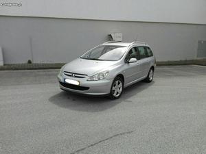 Peugeot 307 SW 1.6HDI Maio/04 - à venda - Ligeiros