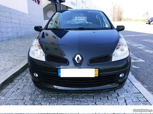 Renault Clio 1.5dci 85CV 5lug AC Maio/07 - à venda -