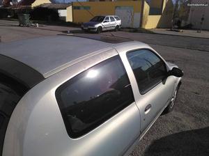 Renault Clio Clio2 Agosto/98 - à venda - Ligeiros