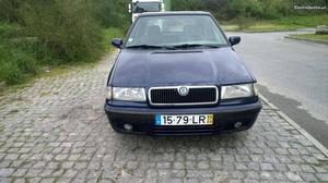 Skoda Fabia sekoda  confot Agosto/98 - à venda -