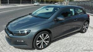 VW Scirocco 2.0 TDI - Sport Maio/11 - à venda -