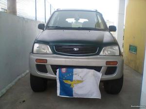 Daihatsu Terios  Junho/99 - à venda - Ligeiros