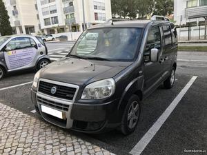 Fiat Doblo 1.3 JTD 5 LUGARES Março/07 - à venda - Ligeiros