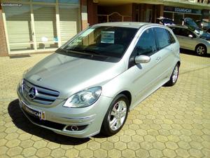 Mercedes-Benz B 180 AVANTGARD / NACIONAL Agosto/08 - à