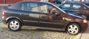 Opel Astra v um só dono Fevereiro/01 - à venda -