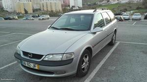 Opel Vectra 2.0 dti Dezembro/97 - à venda - Ligeiros