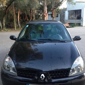Renault Clio 1.2 extreme Abril/02 - à venda - Ligeiros