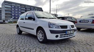 Renault Clio 1.5 dci Van AC/JLL Março/06 - à venda -