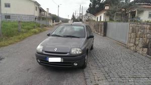 Renault Clio  portas Julho/98 - à venda - Ligeiros