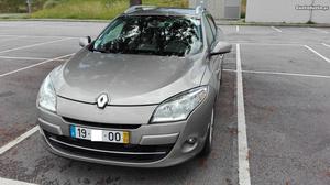 Renault Mégane Full extras Março/10 - à venda - Ligeiros