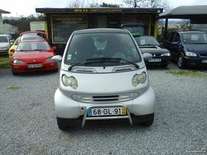 Smart ForTwo cdi fazemos crédito Março/03 - à venda -