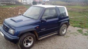 Suzuki Vitara 1.9 D Maio/96 - à venda - Pick-up/